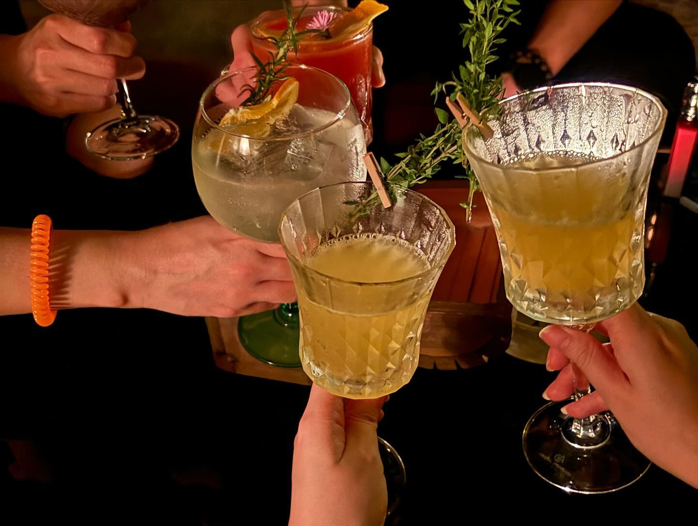 hana.bunny_bunny instagram image archive image