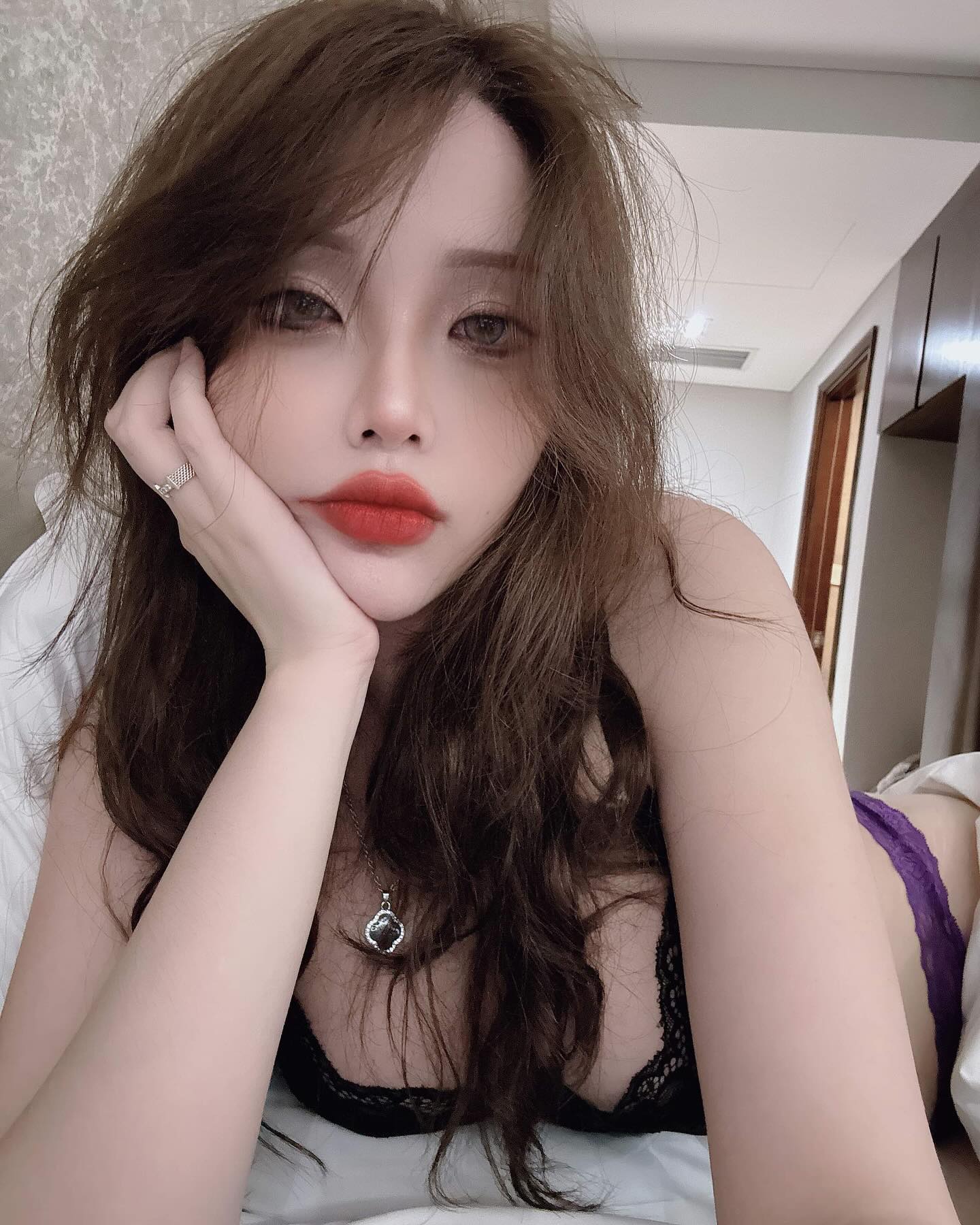 hana.bunny_bunny instagram image archive image