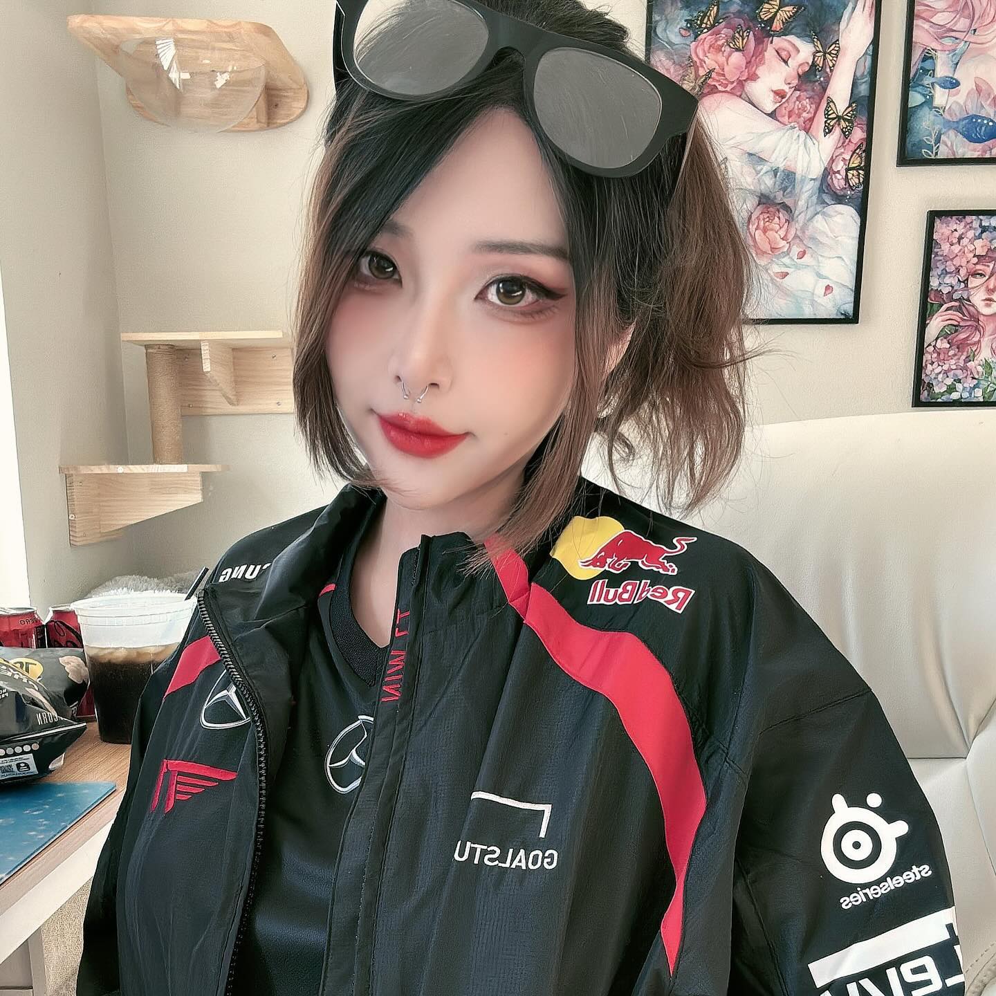 hana.bunny_bunny instagram image archive image