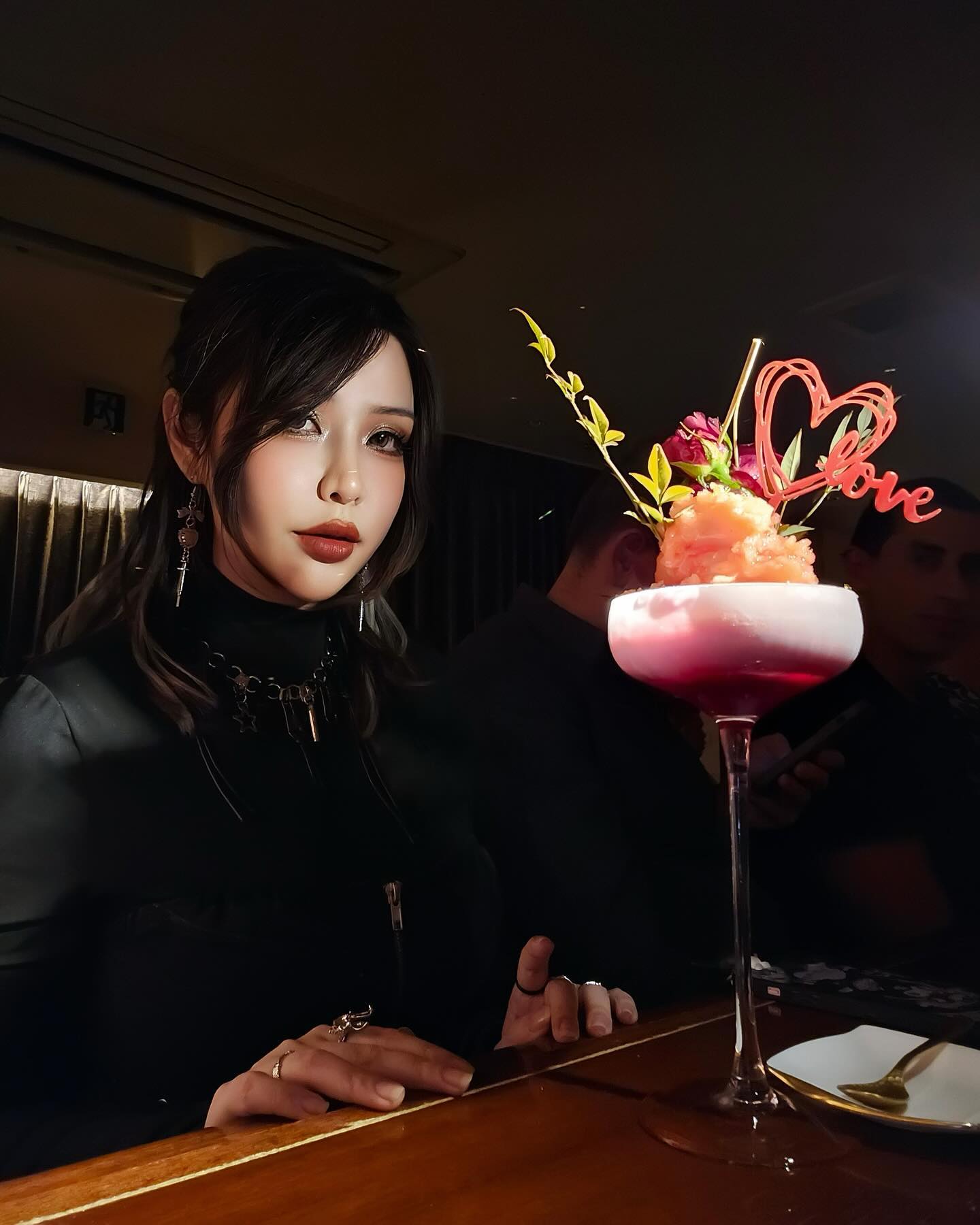 hana.bunny_bunny instagram image archive image