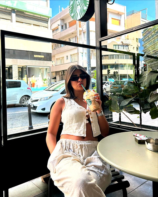 hani_mamo instagram image archive image