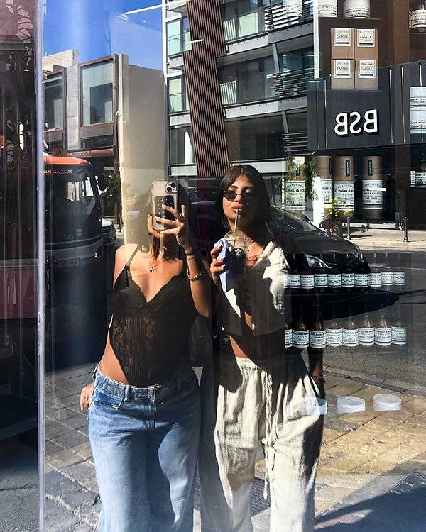 hani_mamo instagram image archive image