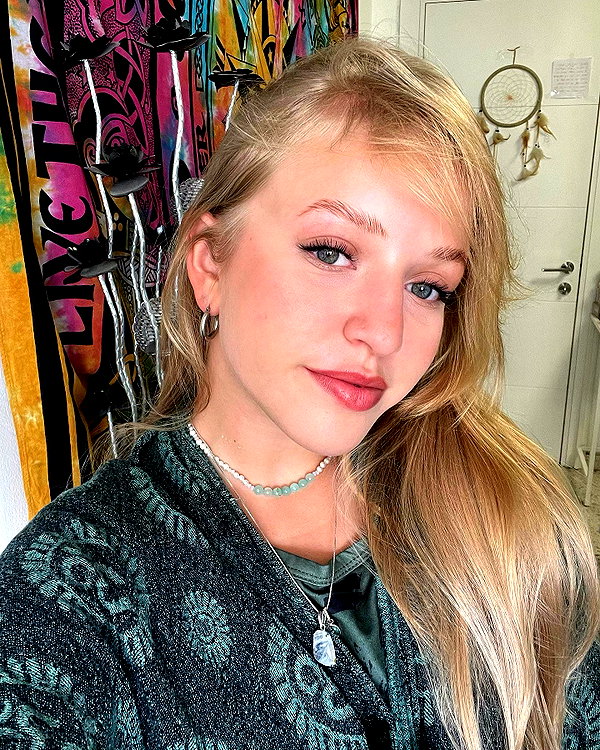 hilla.sela instagram image archive image