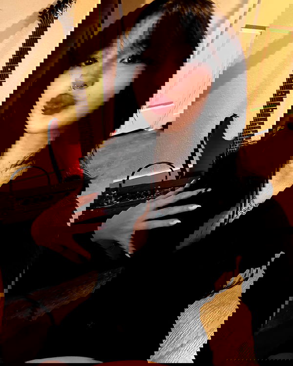 hundomewtwo hundomewtwo archive image