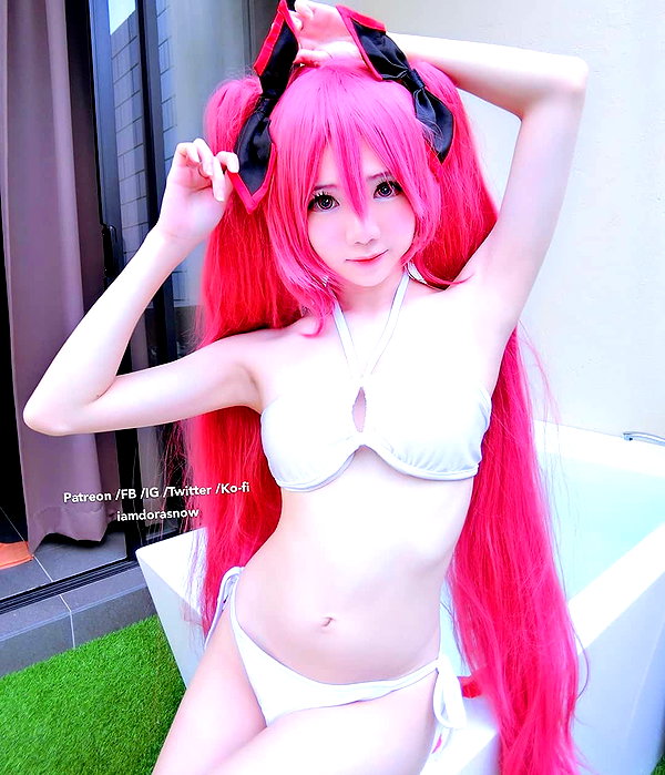 iamdorasnow instagram image archive image