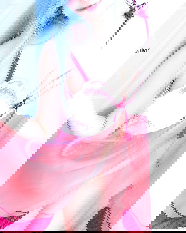 iamdorasnow iamdorasnow archive image