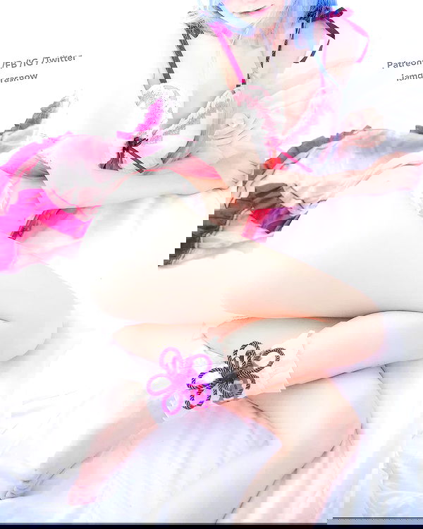 iamdorasnow iamdorasnow archive image