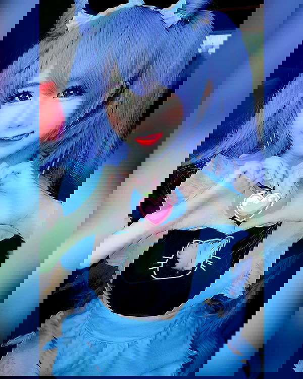 iamdorasnow iamdorasnow archive image