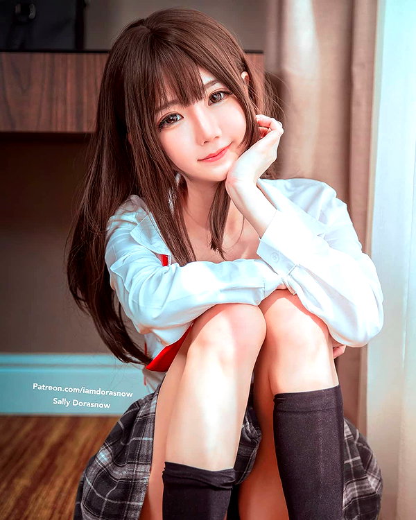 iamdorasnow instagram image archive image