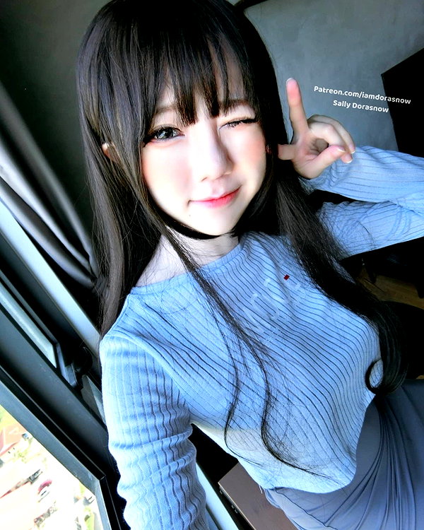 iamdorasnow instagram image archive image