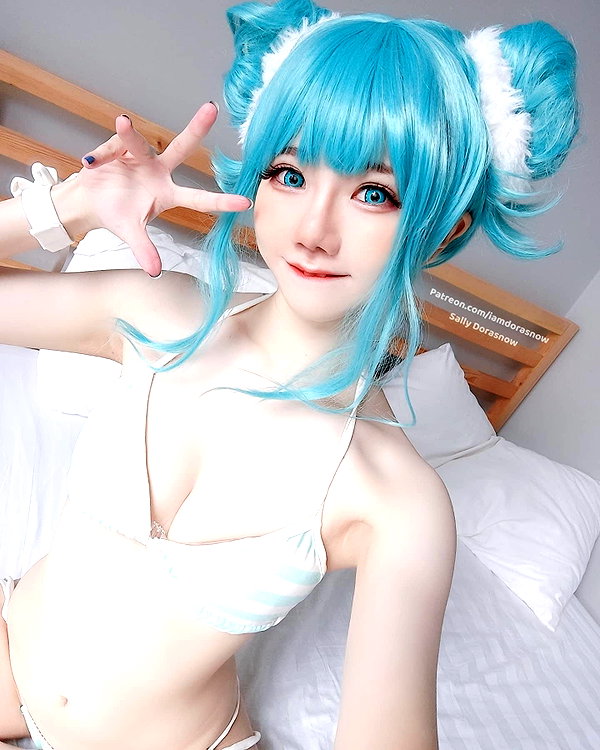 iamdorasnow instagram image archive image