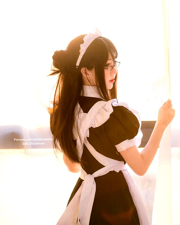 iamdorasnow instagram image archive image
