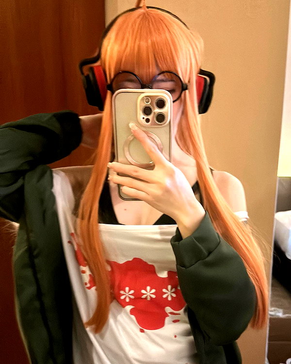 iamdorasnow instagram image archive image