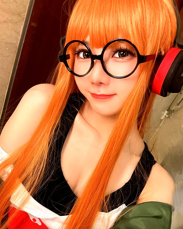 iamdorasnow instagram image archive image