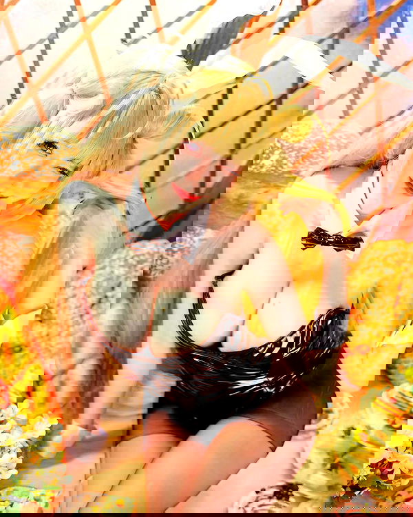 iamdorasnow iamdorasnow archive image