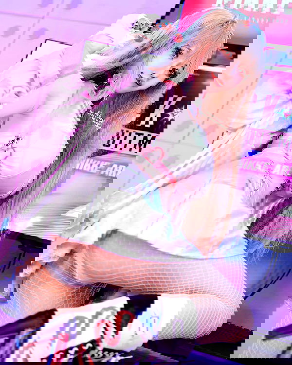 iamdorasnow iamdorasnow archive image