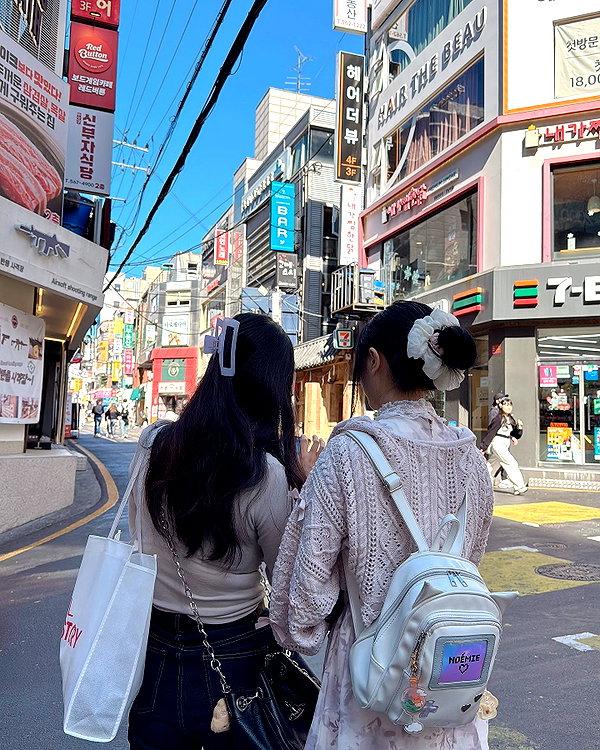 iamdorasnow instagram image archive image