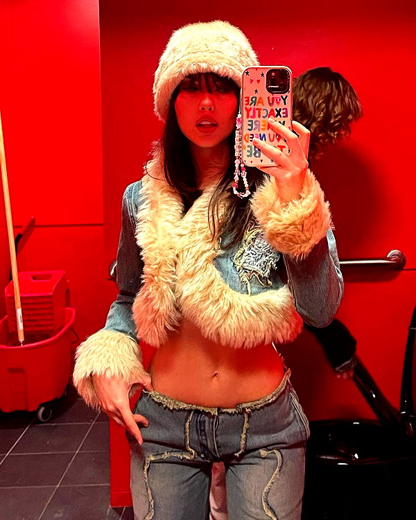 iblowurmind instagram image archive image