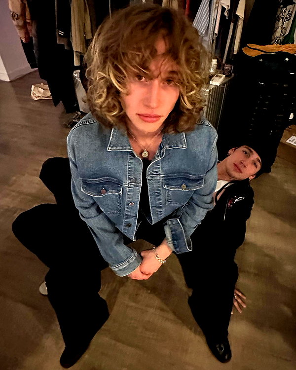 iblowurmind instagram image archive image