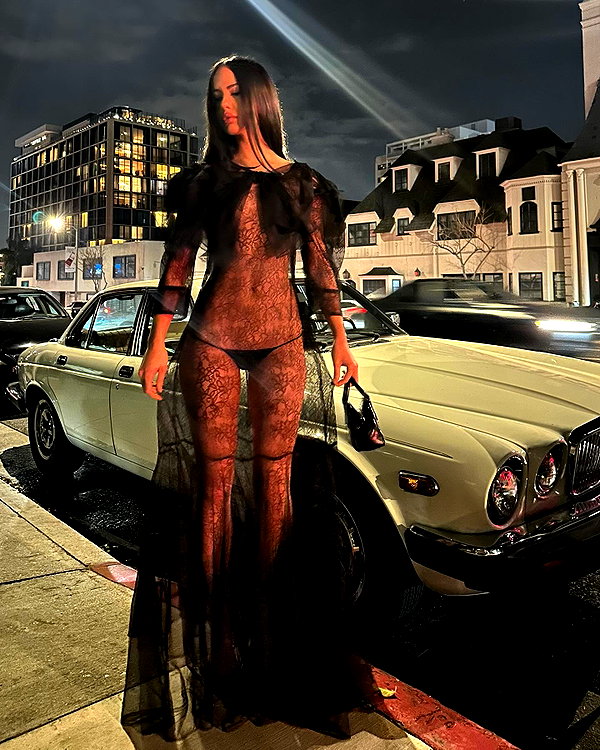 iblowurmind instagram image archive image