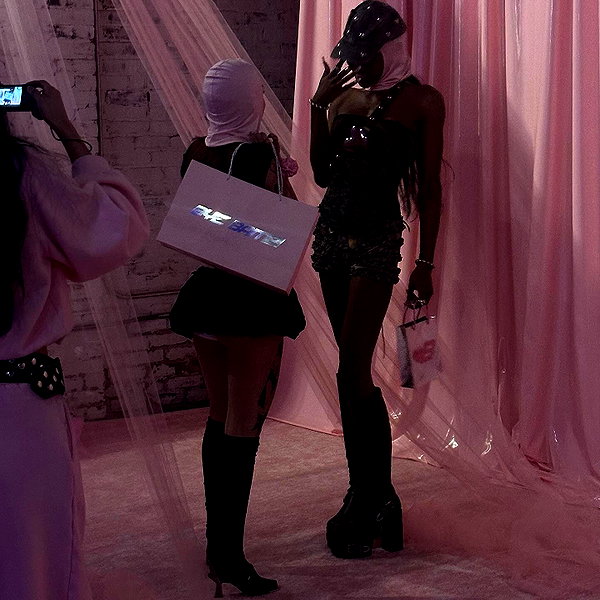 iblowurmind instagram image archive image