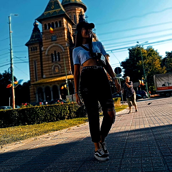 ilana.21 instagram image archive image