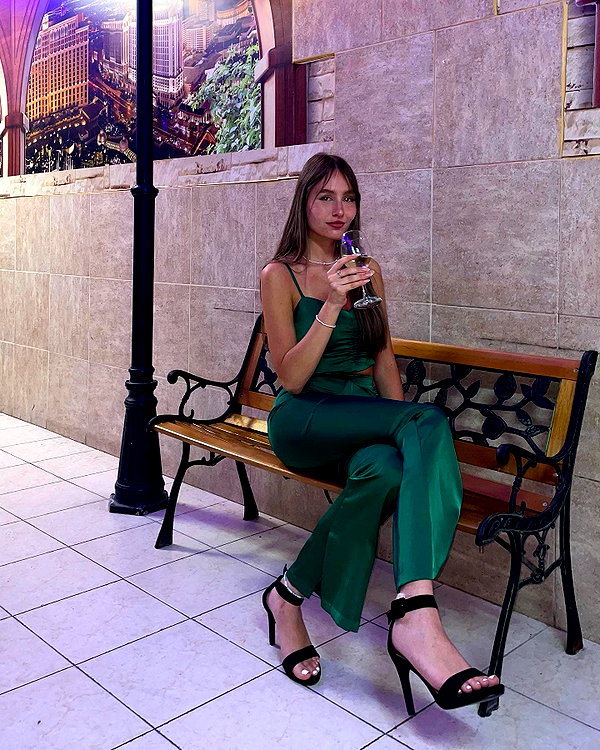 ilana.21 instagram image archive image