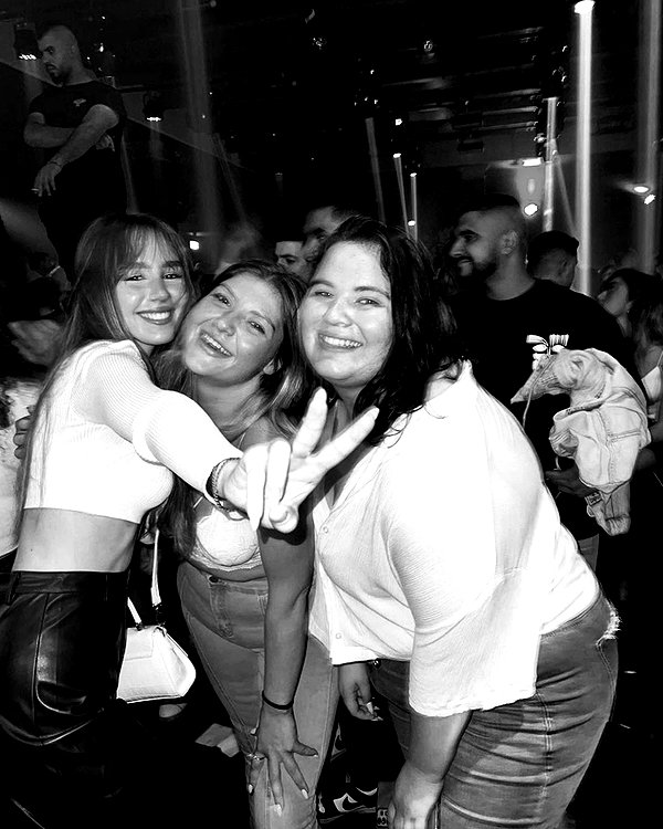 ilana.21 instagram image archive image