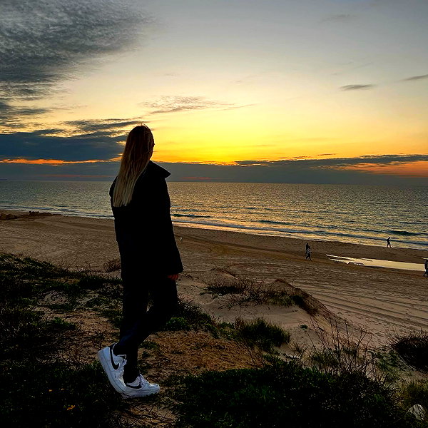 ilana.21 instagram image archive image