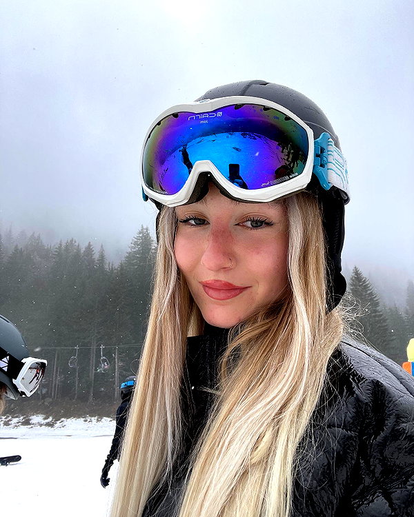 ilana.21 instagram image archive image