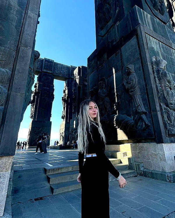 ilana.21 instagram image archive image