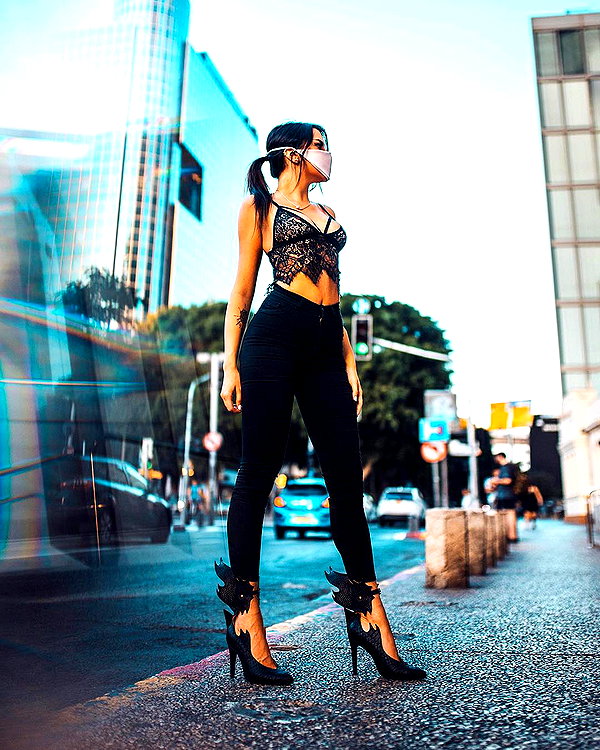ilanosh instagram image archive image