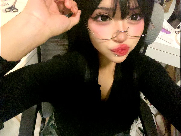 iljfgigi instagram image archive image