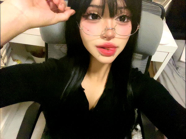 iljfgigi instagram image archive image