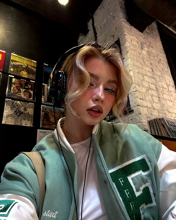 im_katesi instagram image archive image
