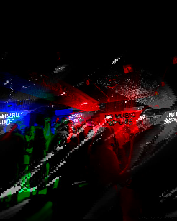 imogenbrookeee image ~ Altpins