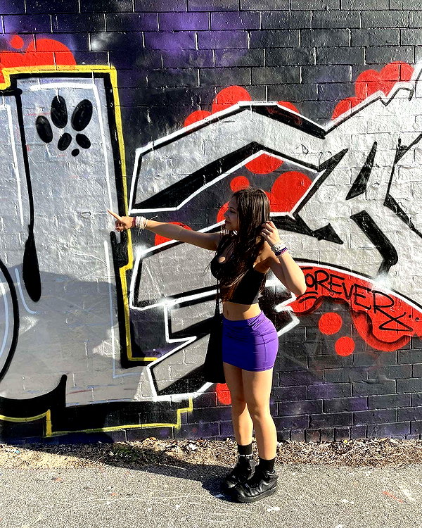 its_.annika instagram image archive image