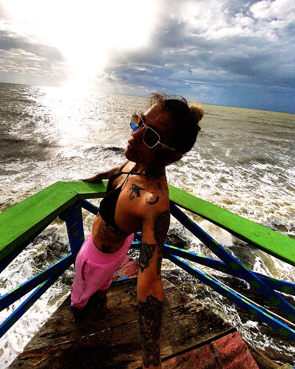 its_nelva instagram image archive image