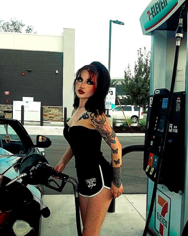 itsbabychaos instagram image archive image