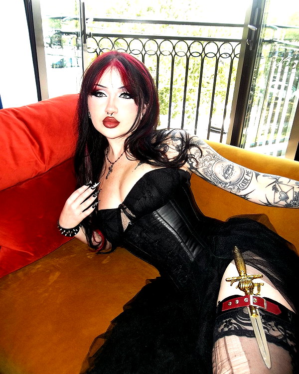 itsbabychaos instagram image archive image