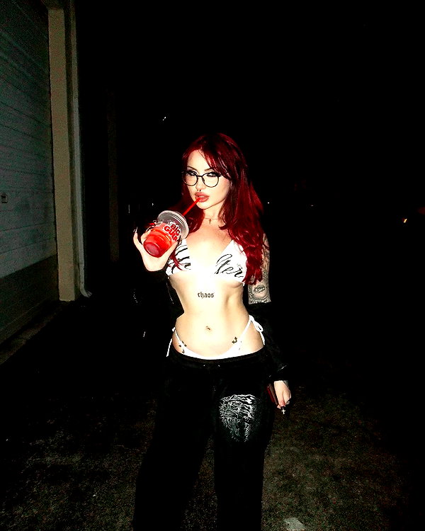 itsbabychaos instagram image archive image