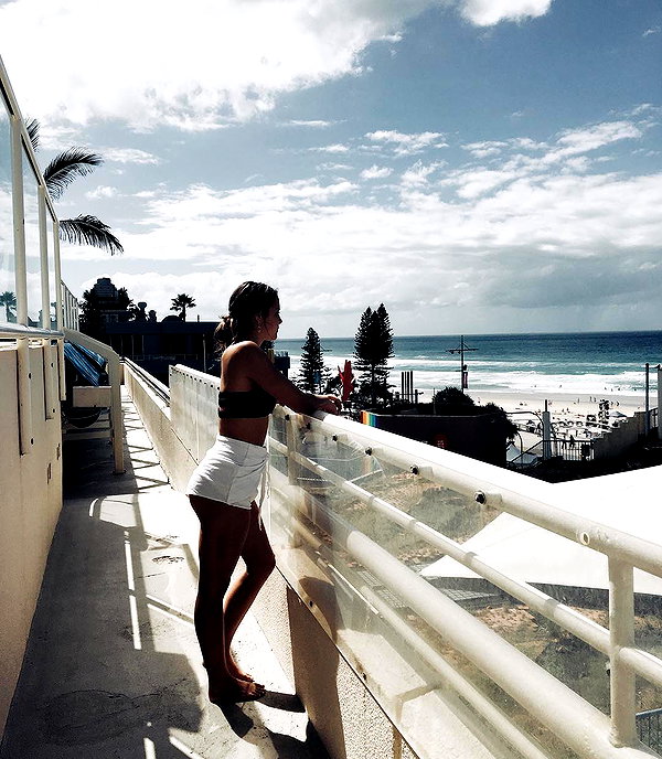 itshollynewton instagram image archive image