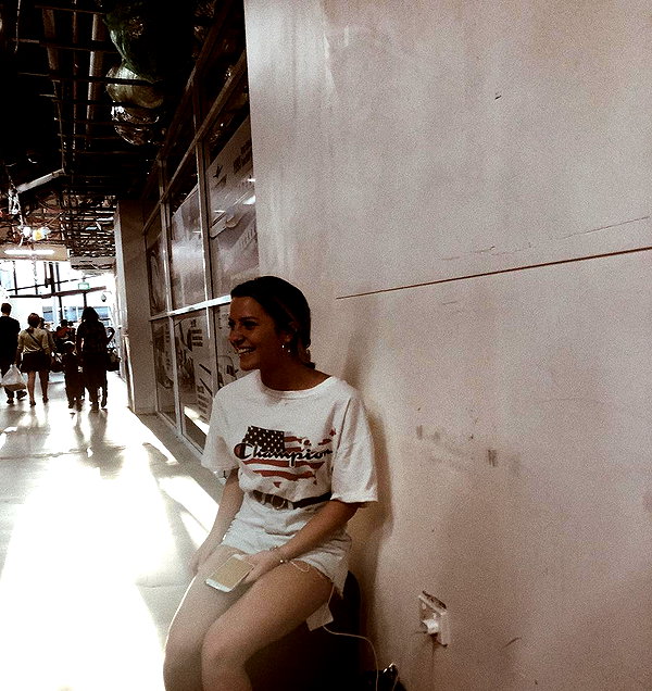 itshollynewton instagram image archive image