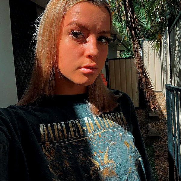 itshollynewton instagram image archive image