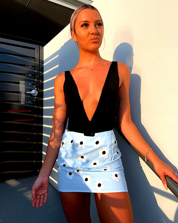 itshollynewton instagram image archive image