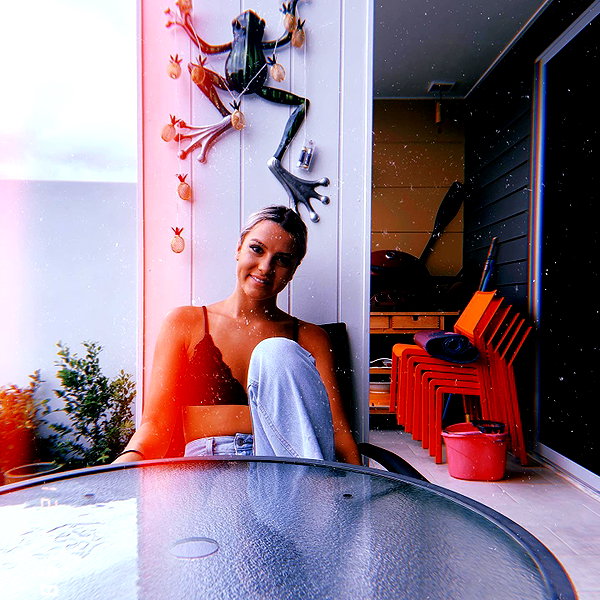 itshollynewton instagram image archive image