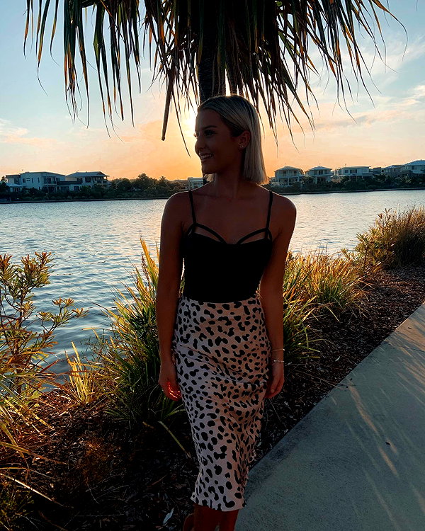 itshollynewton instagram image archive image