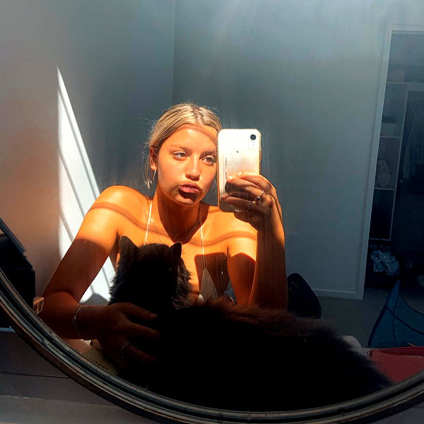 itshollynewton instagram image archive image