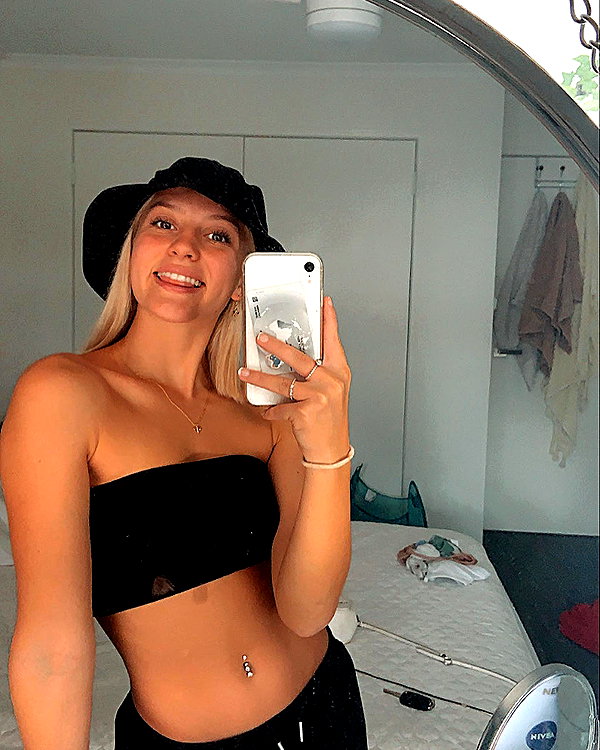 itshollynewton instagram image archive image