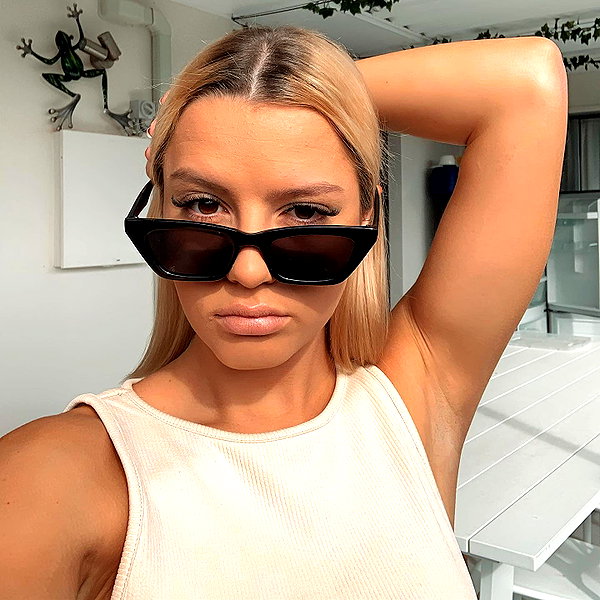 itshollynewton instagram image archive image